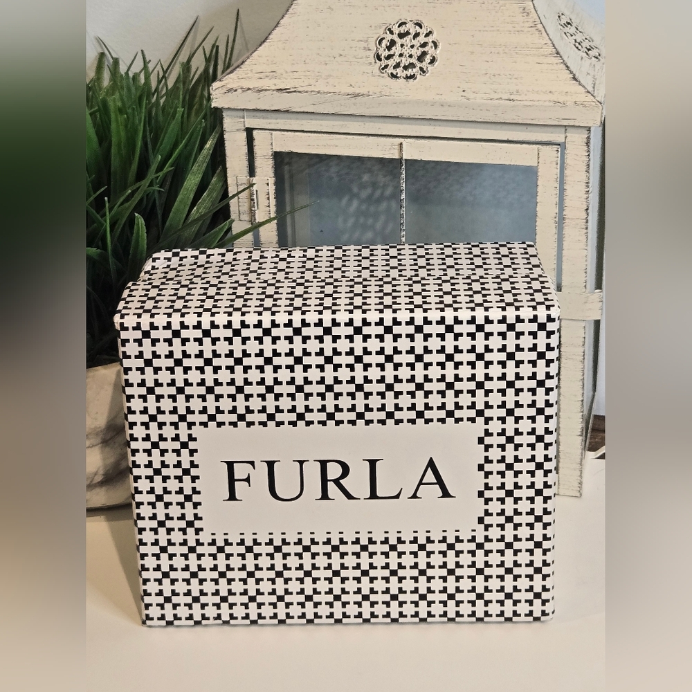 Furla Made in Italy Leather Bag - Picture 5 of 5